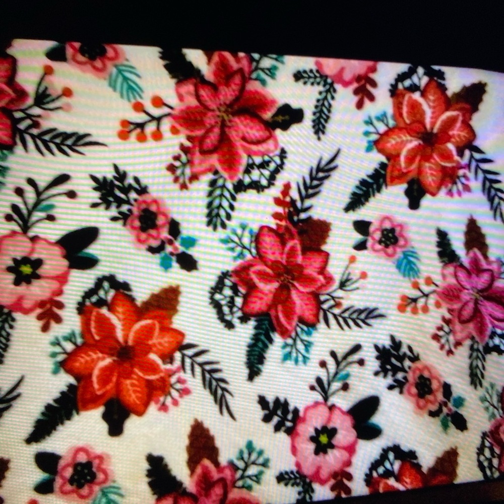 Throw - Picture 4 of 6